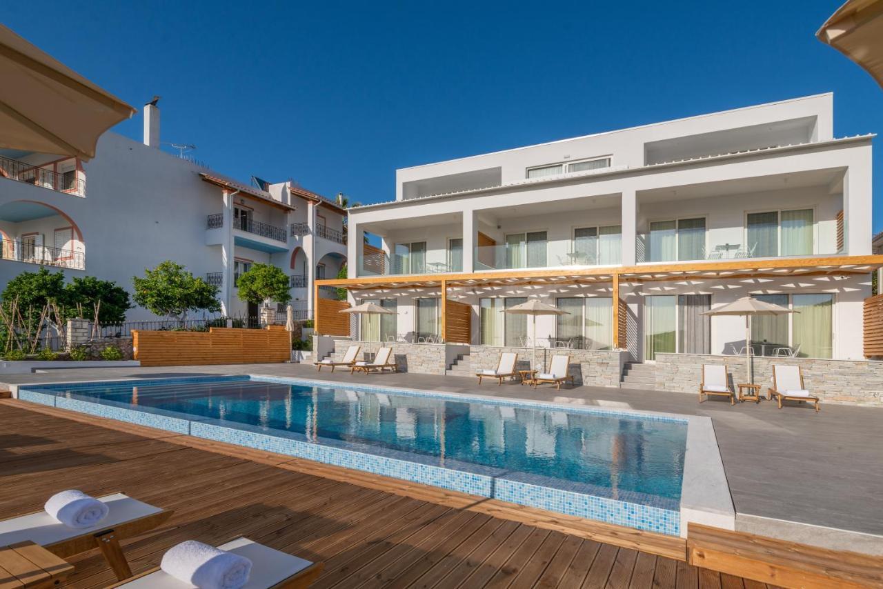 Ninemia Luxury Residence Пердика Екстериор снимка